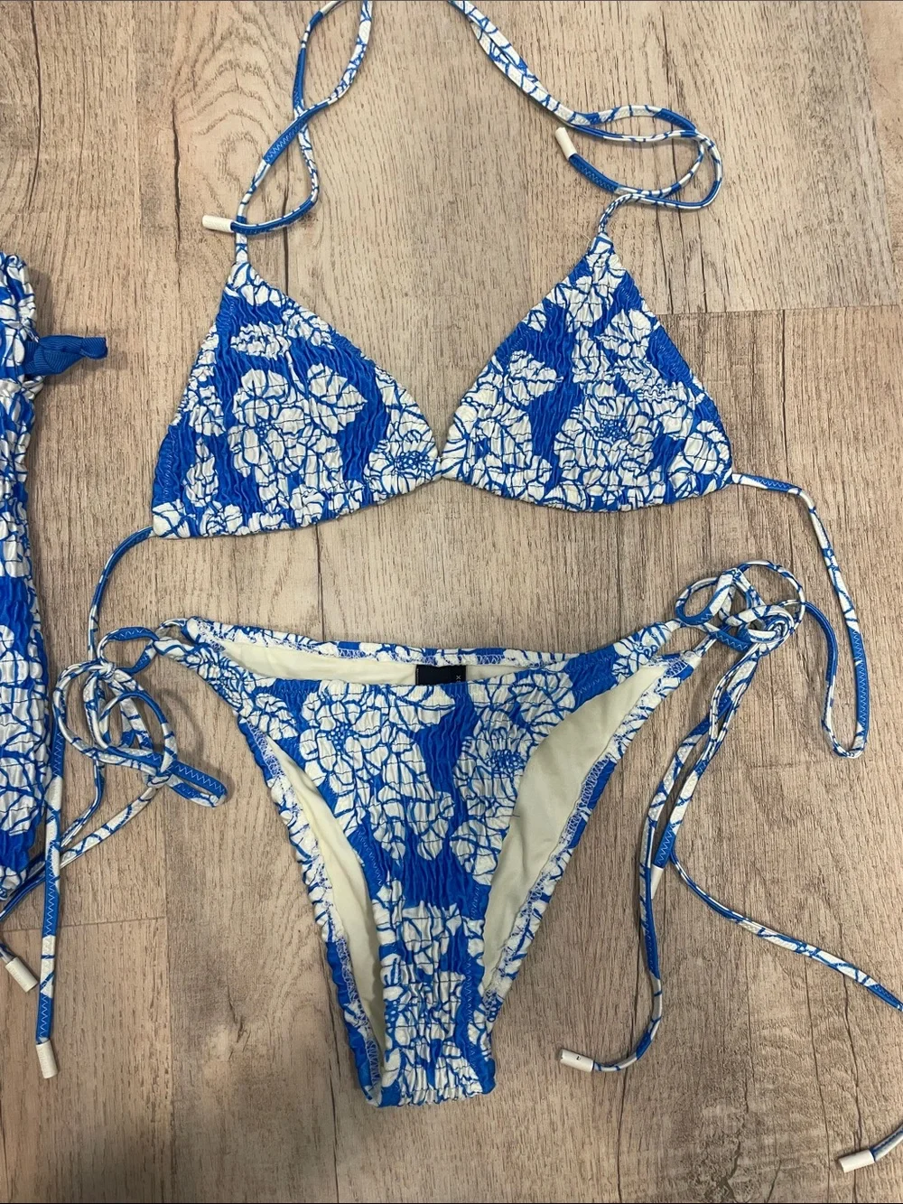 triangl swimwear Blue & White Floral Women’s Tie-Side Bikini with Pouch